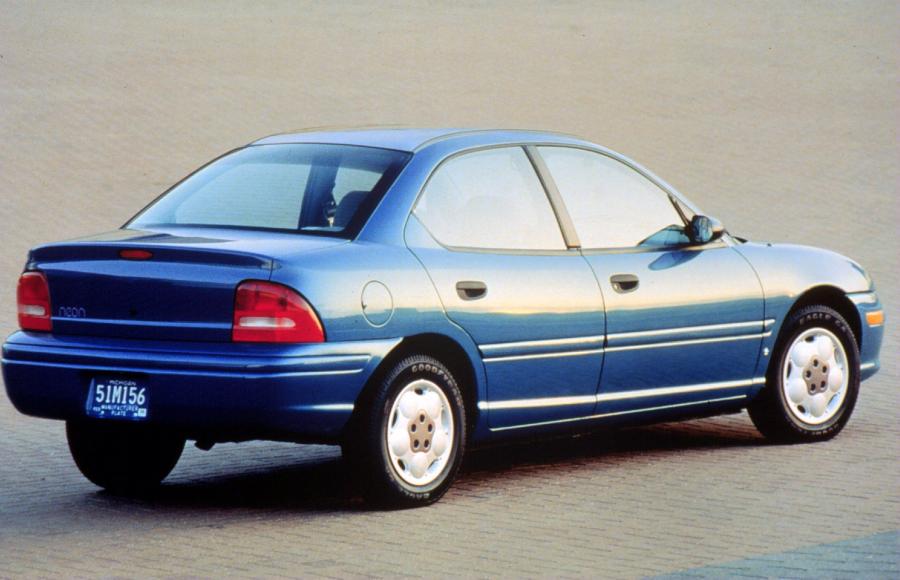  Plymouth Neon 1995 года  (фото 8 из 11)
